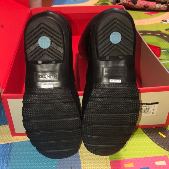 Hunter Rainboots  Matte - Picture 2 of 2